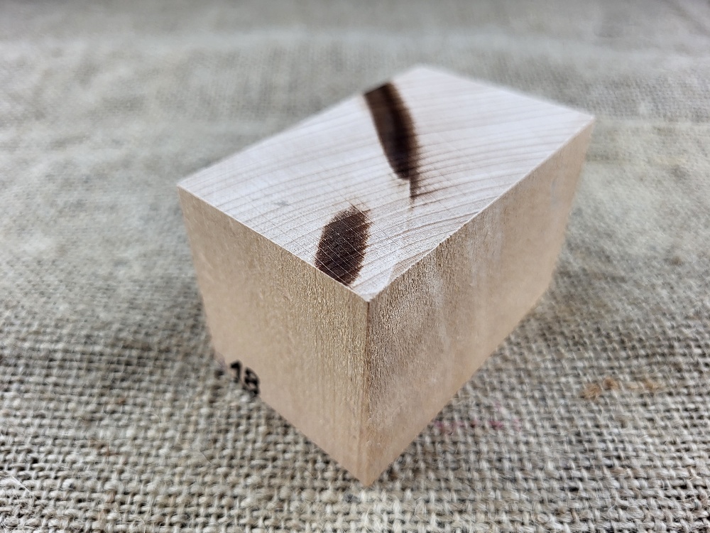 Bukový přířez na výrobu dýmky  (D18)