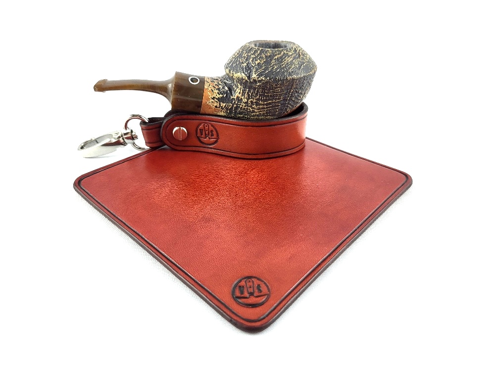 Podložka na přípravu tabáku se stojánkem - kůže 18