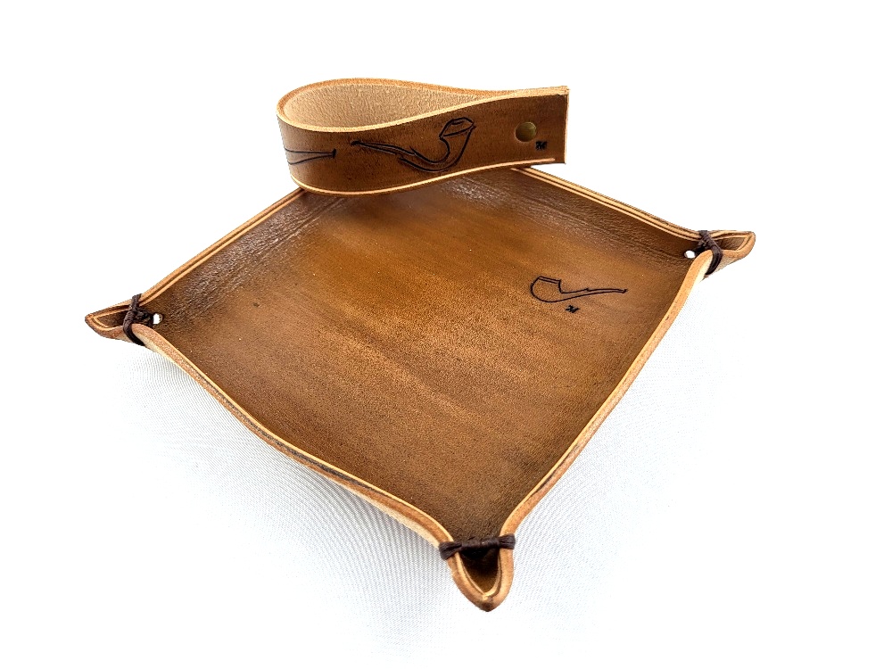 Miska na přípravu tabáku se stojánkem - řežba 07