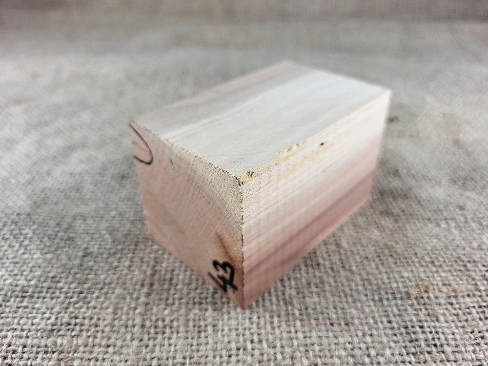 Přířez ze Švestky na výrobu dýmky s drobnou prasklinou (SV43)