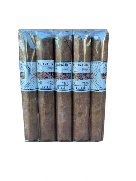 Doutníky Traveler medium filler Robusto, 25ks
