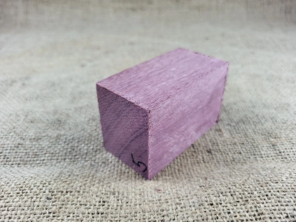 Přířez z Amarant (AM5)