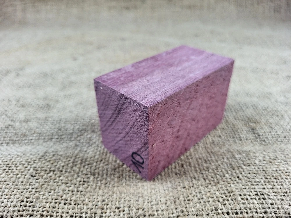 Přířez z Amarant (AM10)