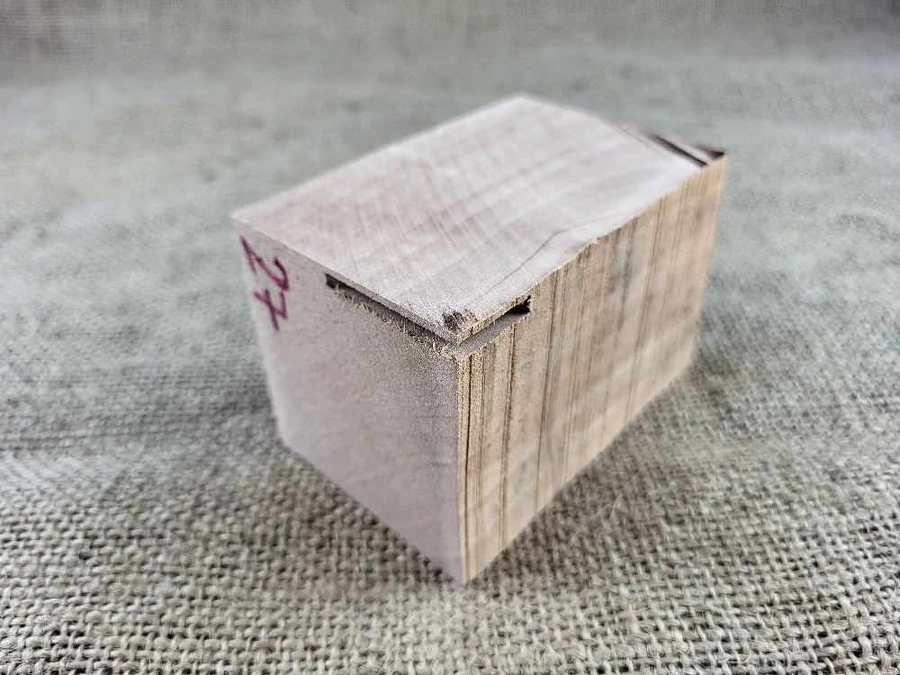 Masivní přířez z Americké třešně na výrobu dýmky  (AT27)