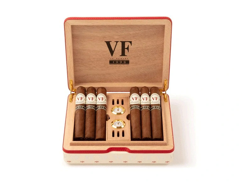 Doutníky Vegafina 1998 VF 52 Travel Humidor, 12ks