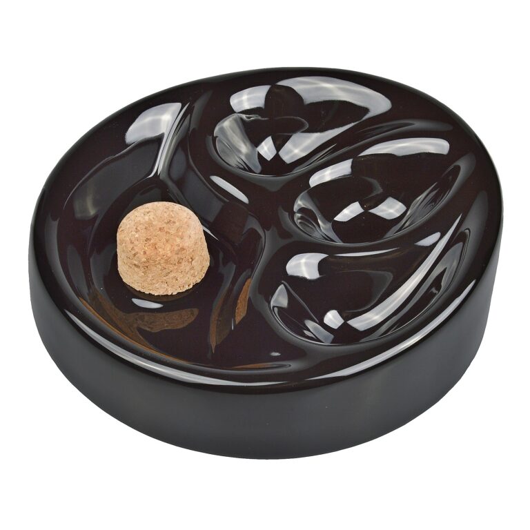 Dýmkový popelník na 3 dýmky keramický, černý kulatý