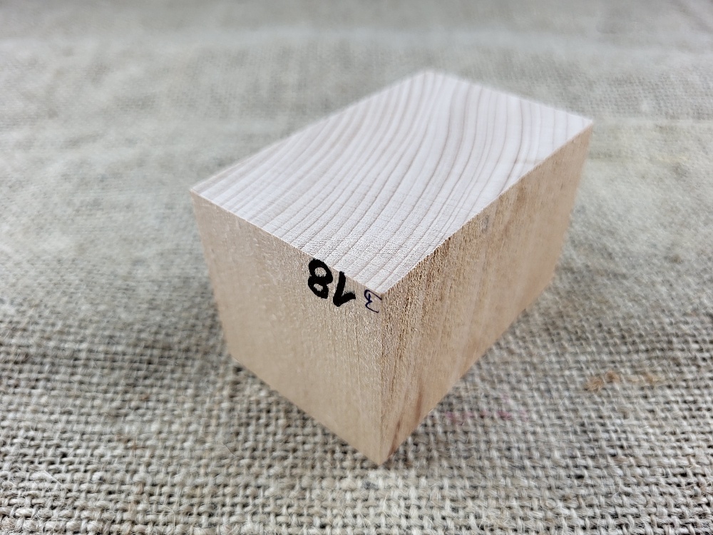 Bukový přířez na výrobu dýmky  (D18)