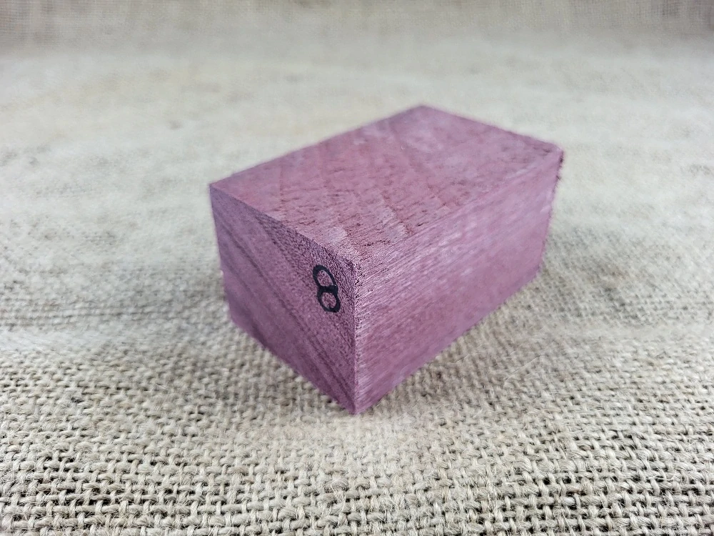 Přířez z Amarant (AM8)