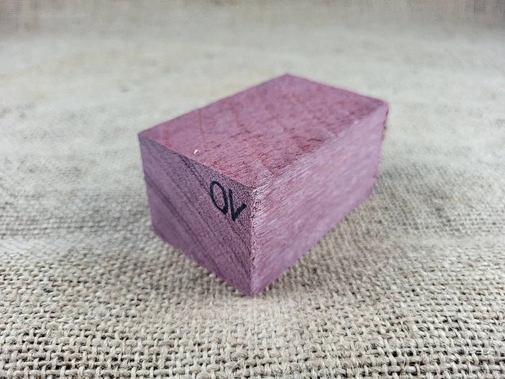 Přířez z Amarant (AM10)