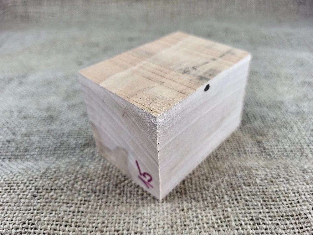 Masivní přířez z Americké třešně na výrobu dýmky  (AT15)