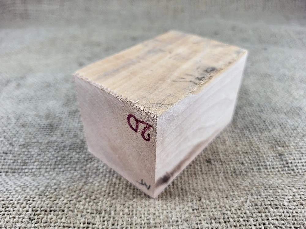 Masivní přířez z Americké třešně na výrobu dýmky  (AT20)