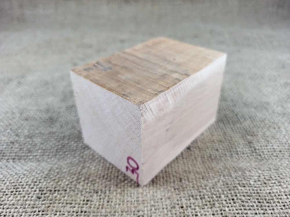 Masivní přířez z Americké třešně na výrobu dýmky (AT30)