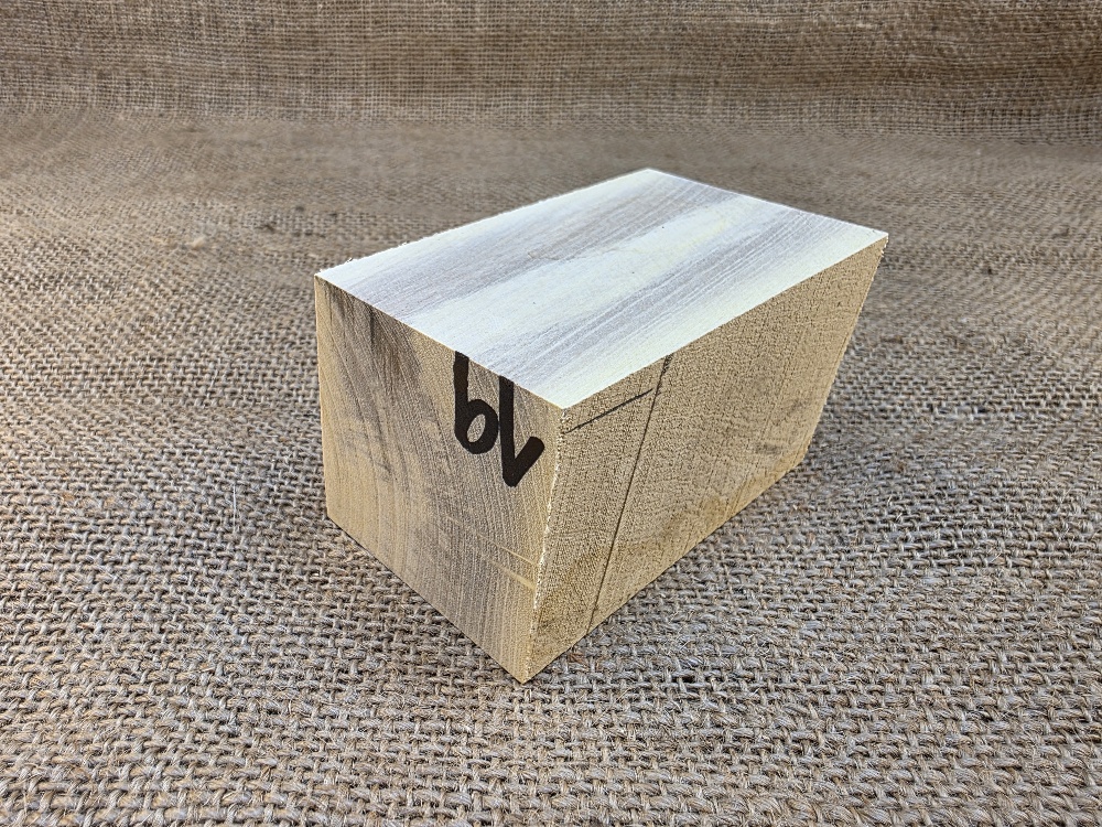 Přířez z citronovníku na výrobu dýmky (CT19)