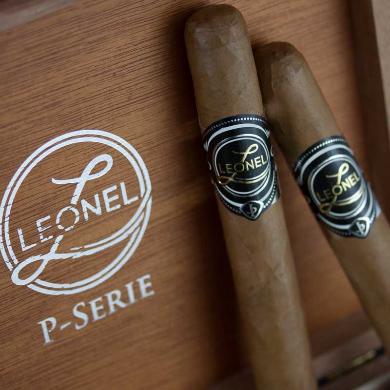 Doutníky Leonel P serie 350 Half Corona - box 24 kusů