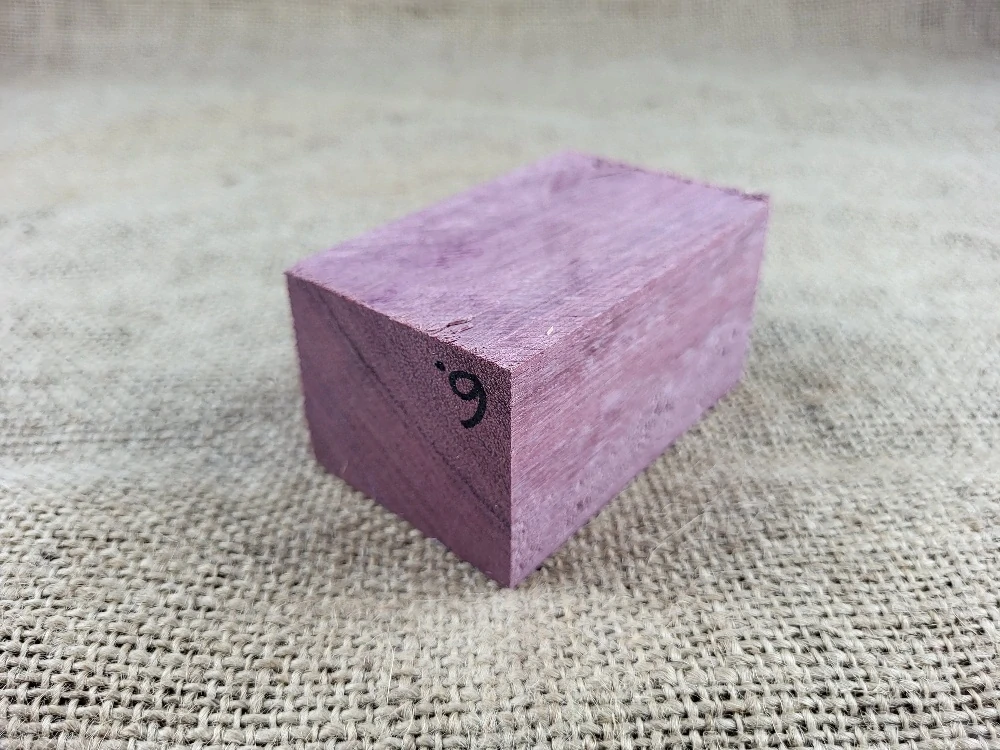 Přířez z Amarant (AM6)