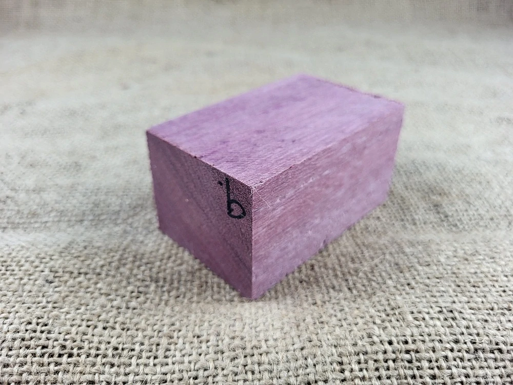 Přířez z Amarant (AM9)