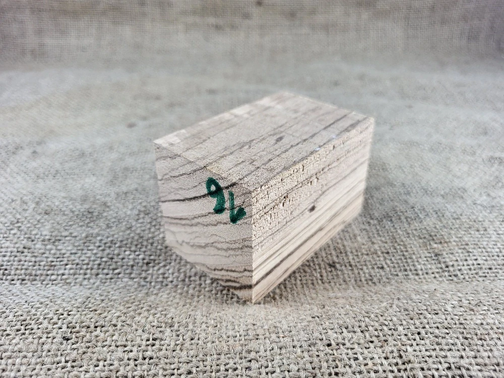 Přířez Zebrano (ZB16)