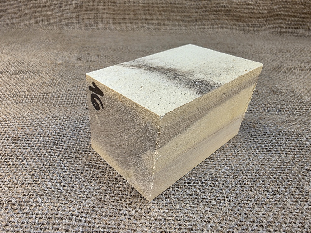 Přířez z citronovníku na výrobu dýmky (CT16)