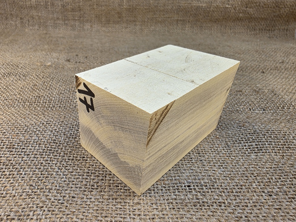 Přířez z citronovníku na výrobu dýmky (CT17)