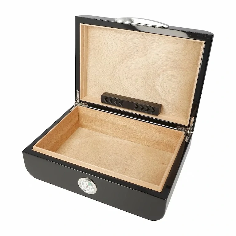 Humidor na doutníky Black/Carbon, 25D, 28x20x9,5cm
