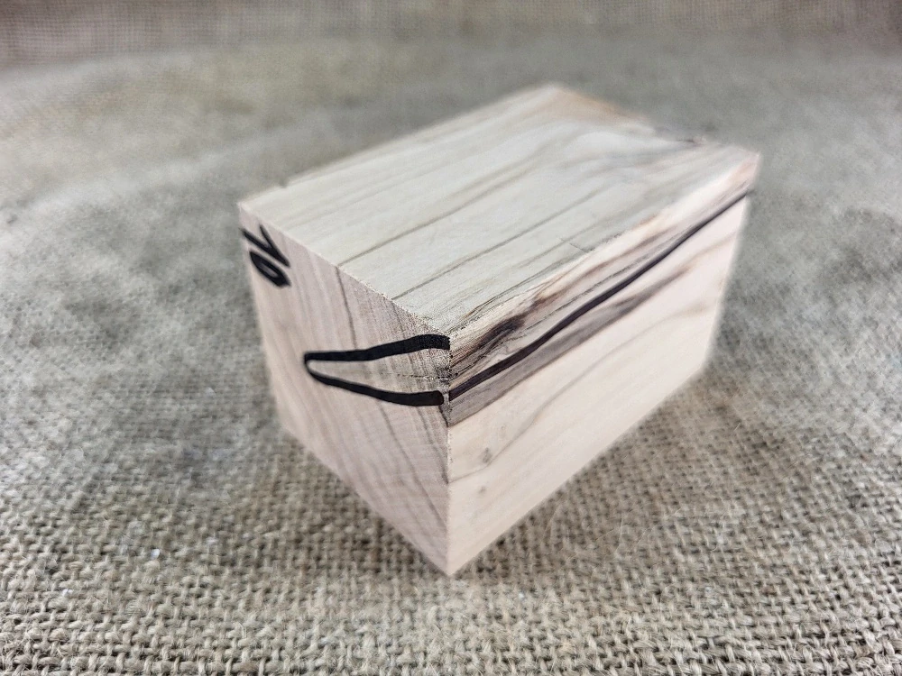 Masivní olivový blok na výrobu dýmky s prasklinou (OL10)