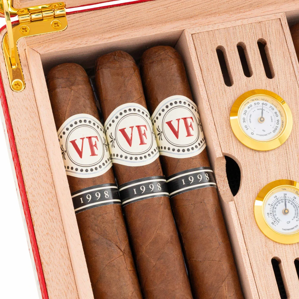 Doutníky Vegafina 1998 VF 52 Travel Humidor, 12ks