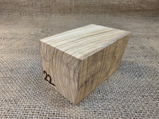 Olivový blok na výrobu dýmky  s prasklinou (OL22)